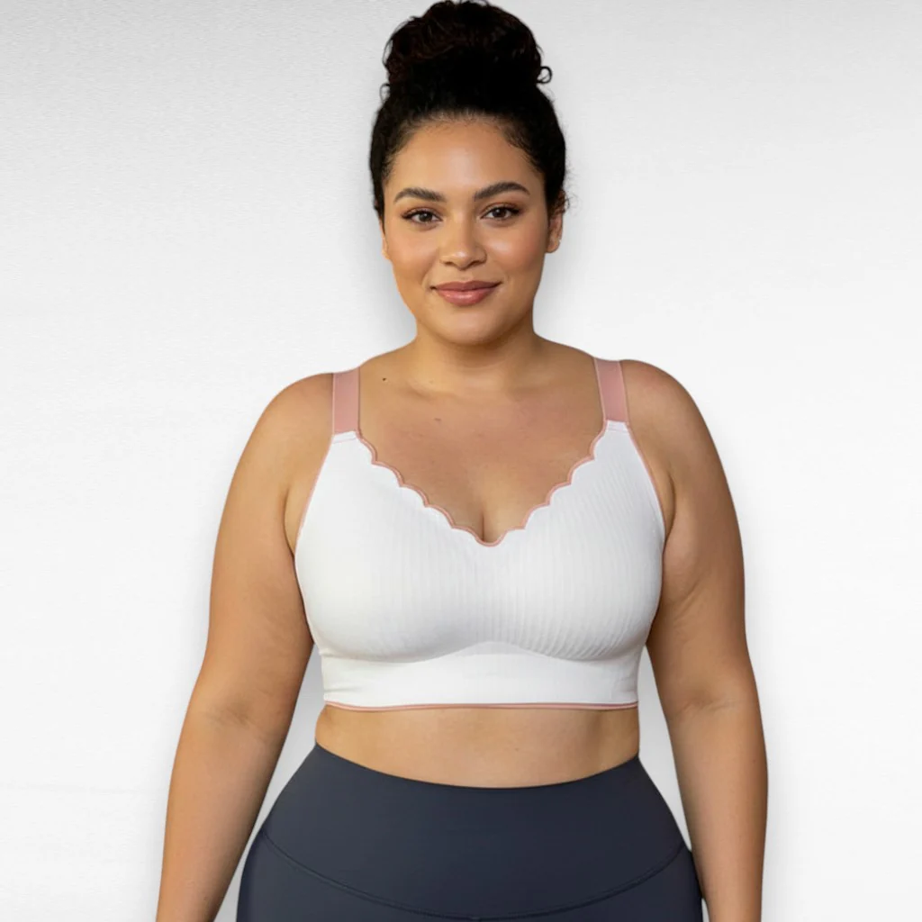 Wireless Scalloped Embossed Lace Bra - Image 5